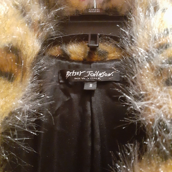 Y2K Betsey Johnson Fuzzy Leopard Coat - Picture 6 of 7